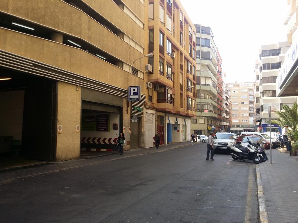 Suite International Alicante Eksteriør bilde